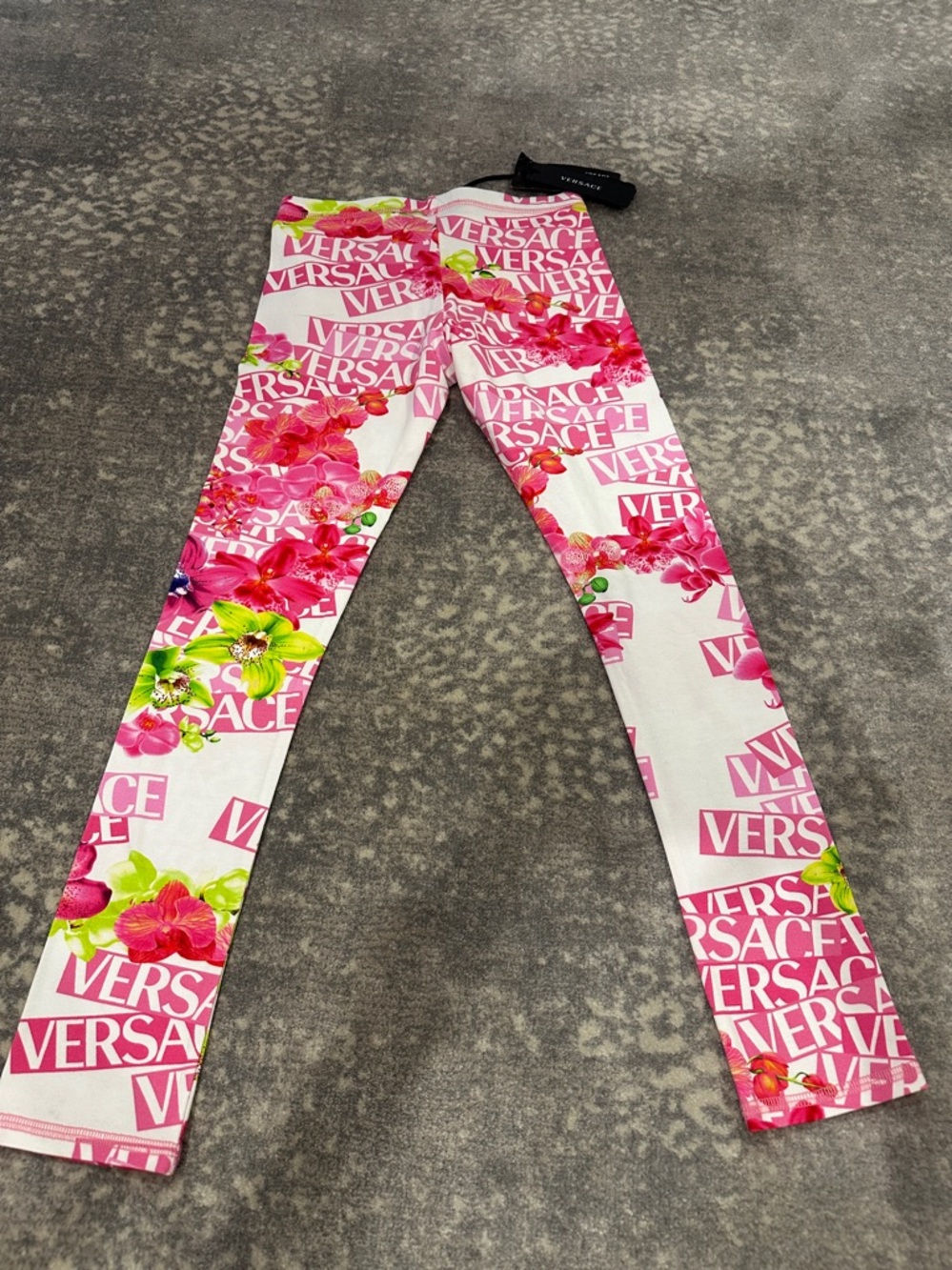 VERSACE KIDS LEGGINGS NWT SIZE 10 - Picture 9 of 10